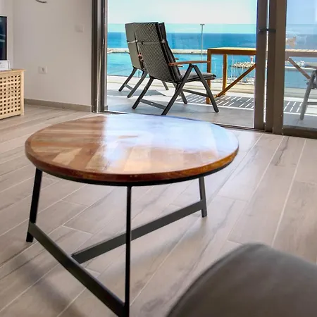 Casa Balcon Al Mar